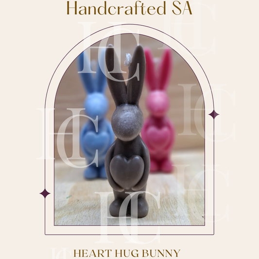 Heart hug bunny | Decorative Easter Pillar Candle